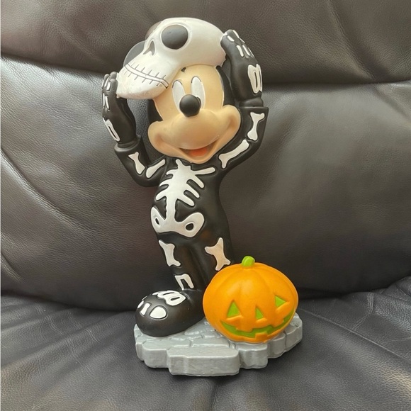 Disney Mickey Mouse Halloween Figurine - Halloween Mickey...